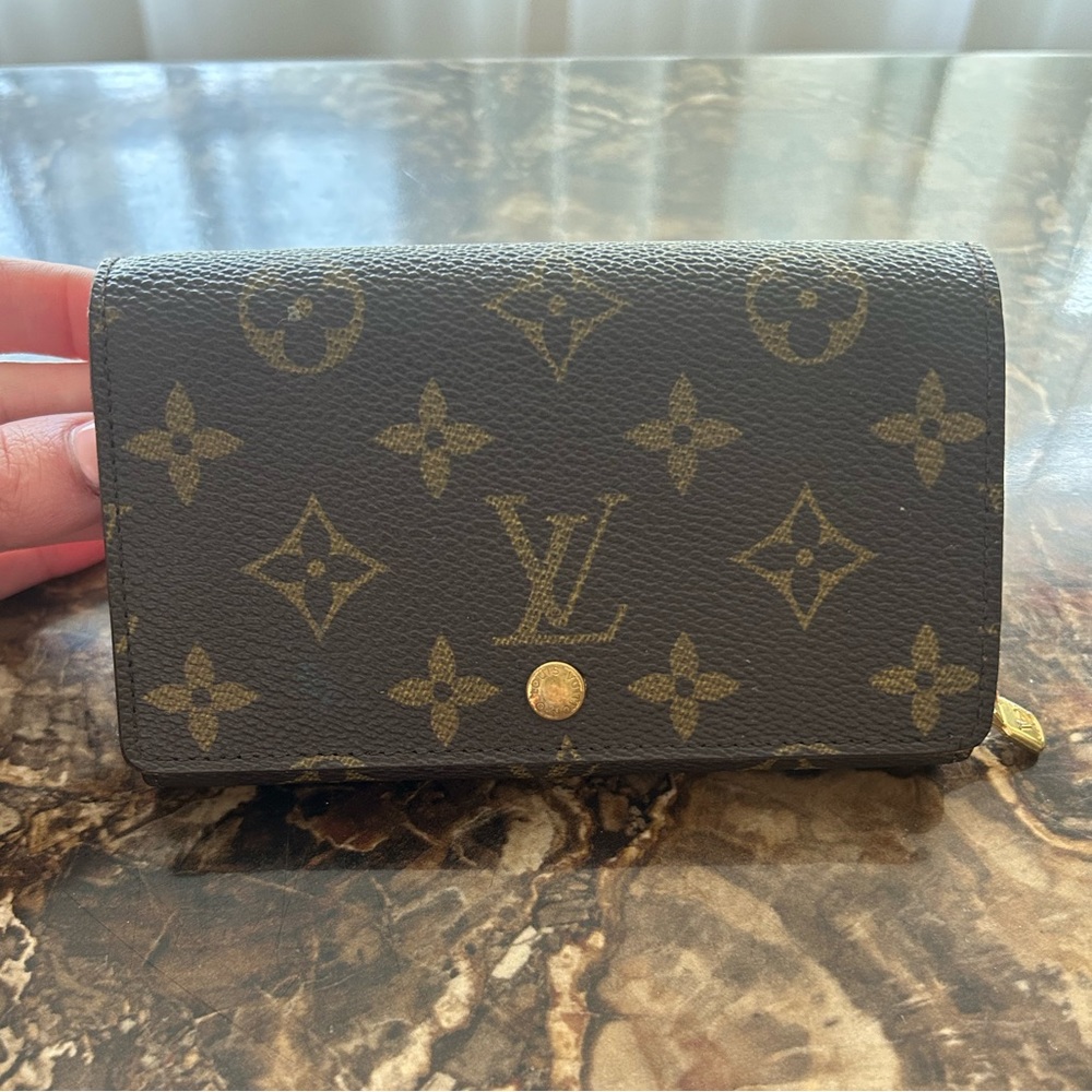 Vintage Louis Vuitton Tresor Wallet